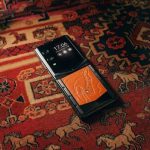 vertu Quantum Flip  black pottery black2--dawn orange horse head/16 ram 1tb  موجود در انبار نیک دیجی/آکبند